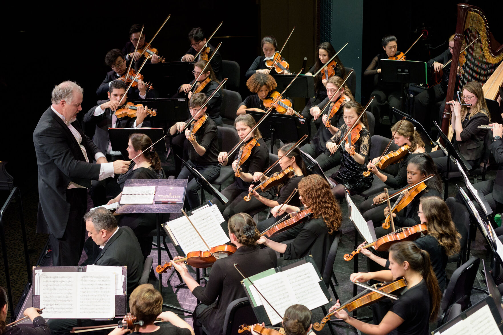 Music-War_and_Peace-Orchestra-Schola_Cantorum-050517